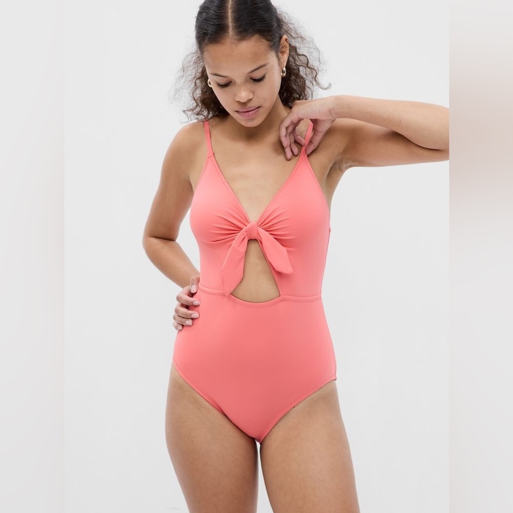 New! Gap Bunny-Tie Cutout One-Piece Swimsuit Size L Pink Coral Reef. Swim C2